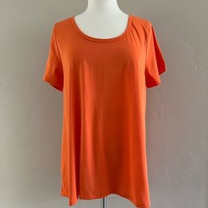 LuLaRoe “Classic” Tee